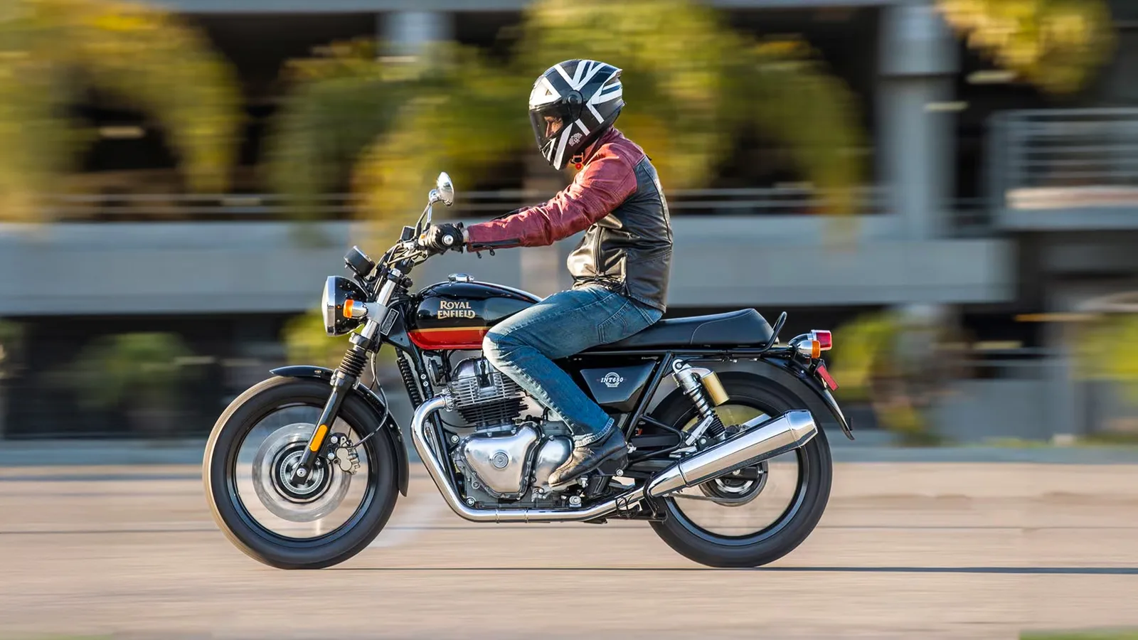 Best Tyres for Interceptor 650 & Continental GT 650 - Vredestein Centauro ST