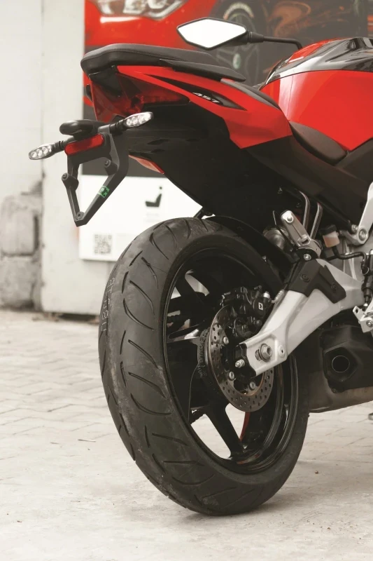 Metzeler Sportec M7 RR fitment 3