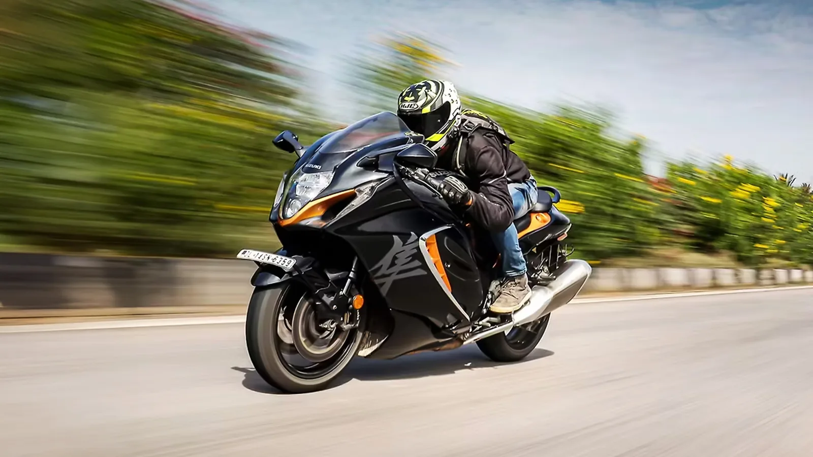 Best Tyres for Suzuki Hayabusa - Pirelli Diablo Rosso III