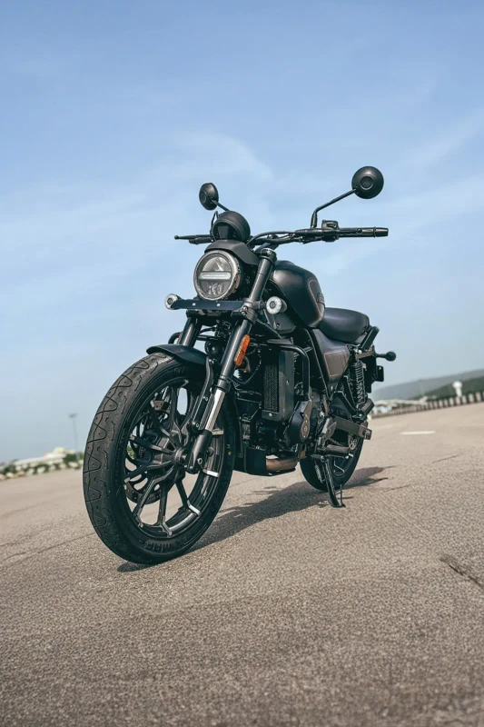 Harley-Davidson X440 fitted with premium road tyres fitment 1