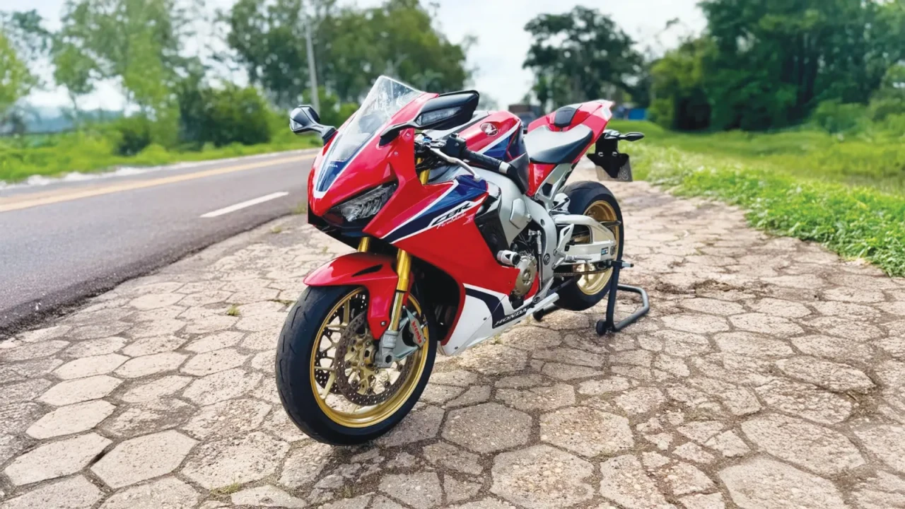 Honda CBR1000RR-R Fireblade