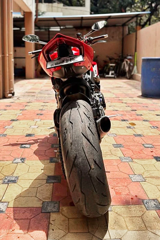 Front tyre of Ducati Streetfighter V4 fitment 2