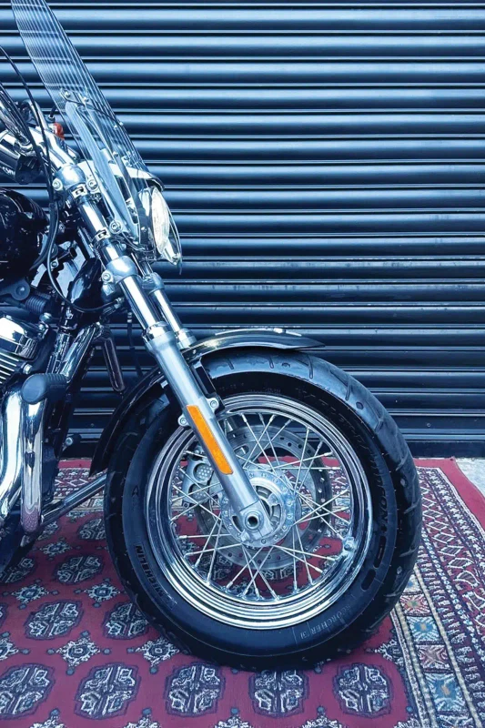 Harley-Davidson 1200 Custom rear tyre fitment 3