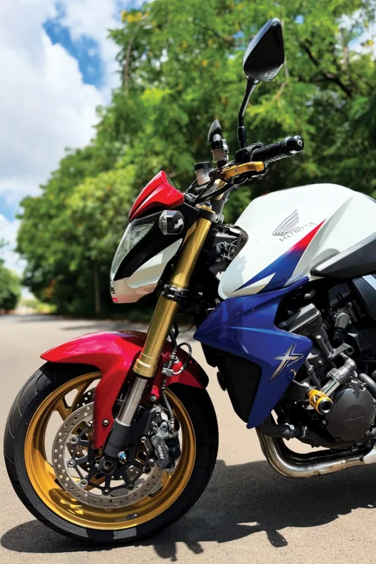 Honda CB1000R fitted with premium performance tyres fitment 1