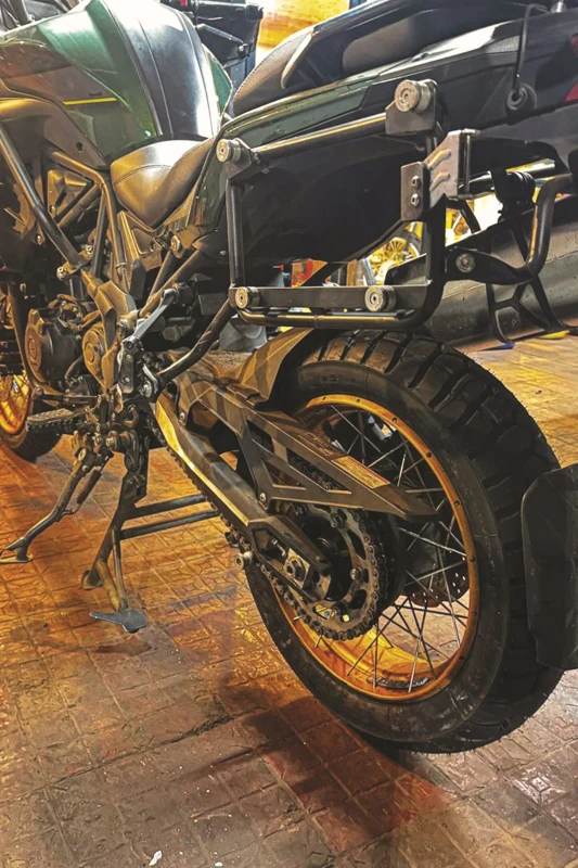 Benelli TRK 502X adventure touring tyres fitment 4