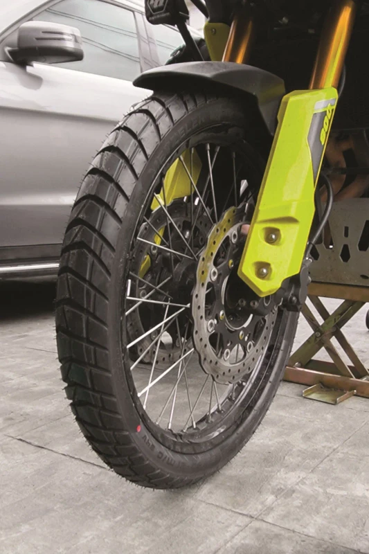Rear tyre fitment on Suzuki V-Strom 800DE fitment 3
