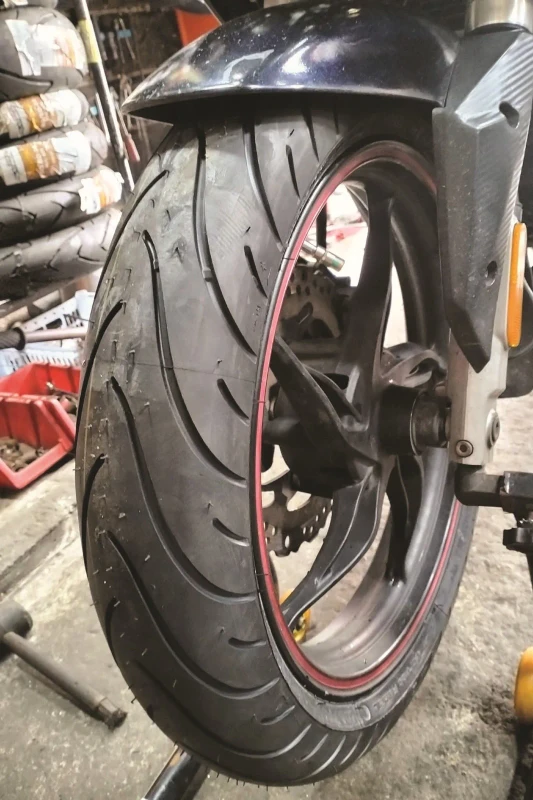 Michelin Pilot Street Radial fitment 4
