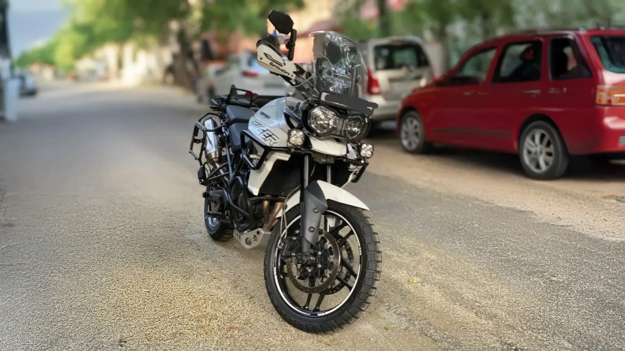 Triumph Tiger 900 GT