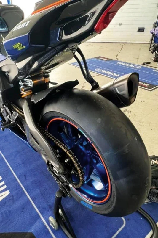 Pirelli Superbike SC1 fitment 3