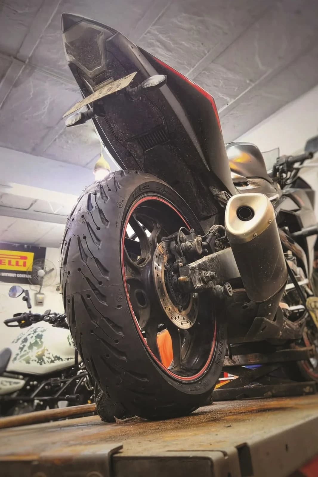 Michelin Road 5 real world fitment 4