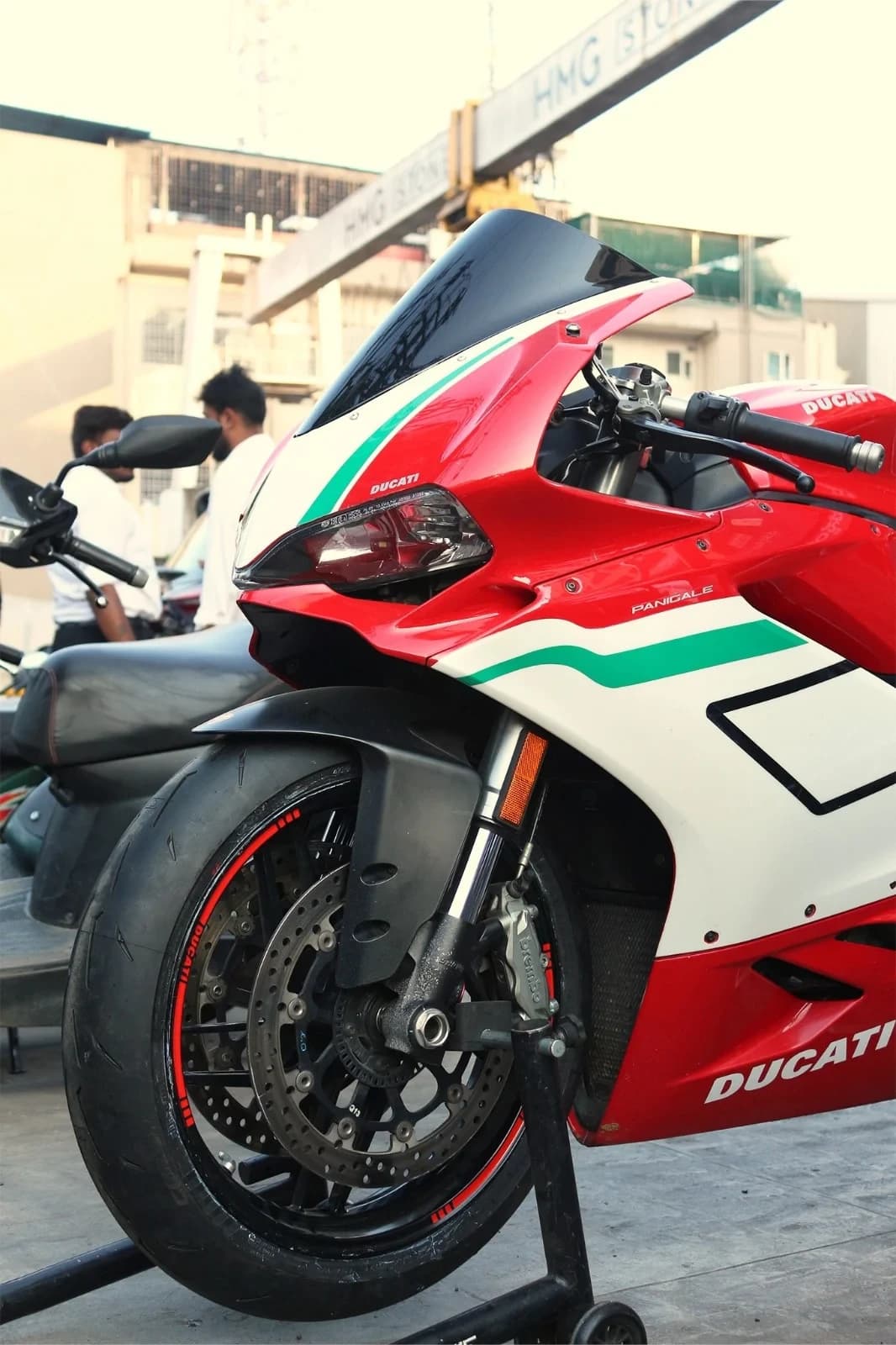 Pirelli Diablo Rosso IV Corsa real world fitment 1