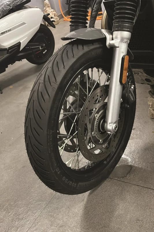 Michelin Road Classic fitment 1