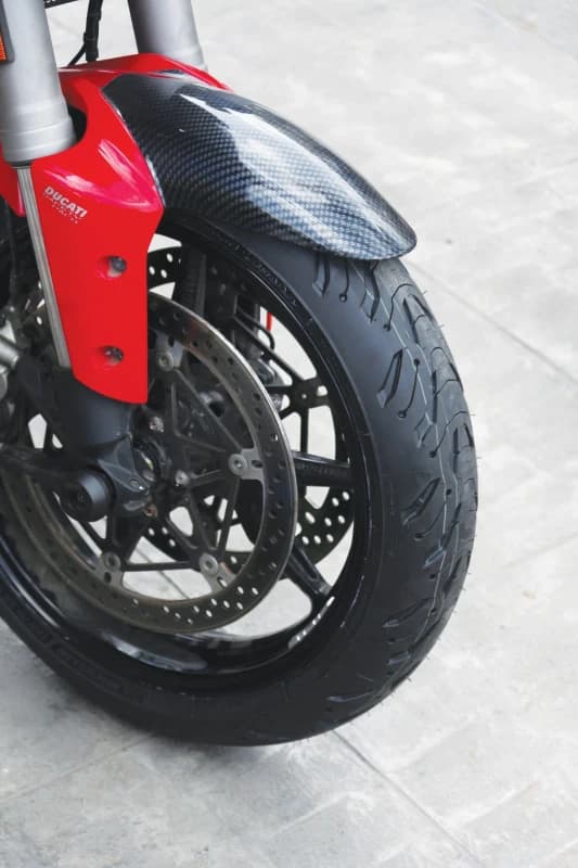 Michelin Road 6 GT fitment 4