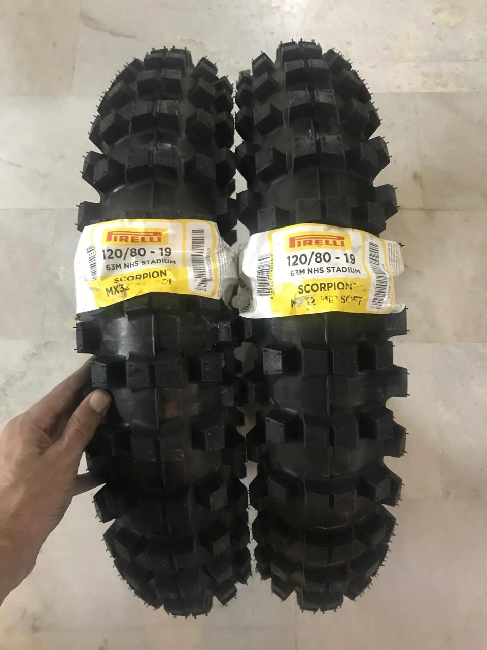 Pirelli Scorpion MX32 Mid Soft 90/100-21 M/C 57M M+S TT Front Tyre image 2