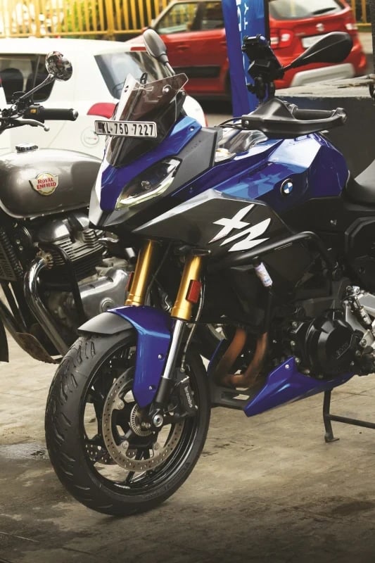 Michelin Road 6 tyres fitted on BMW S1000XR sport touring motorcycle