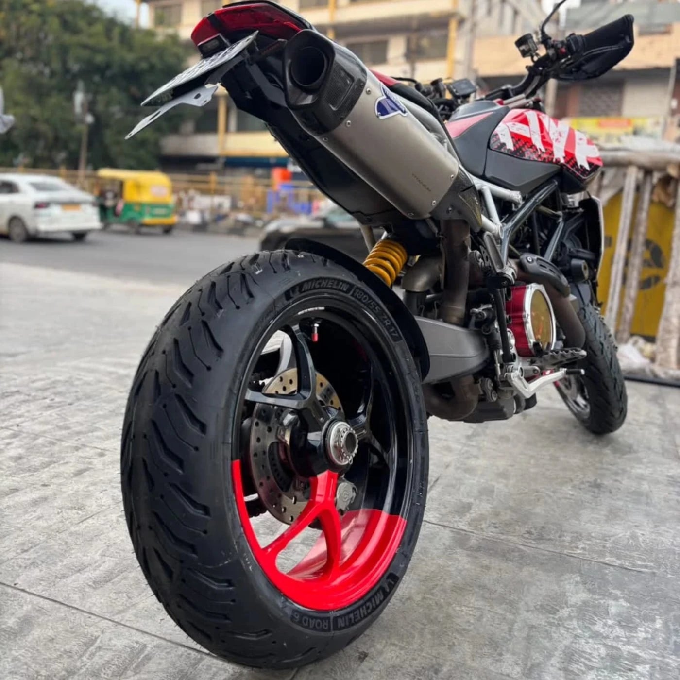Michelin Road 6 - Image 7