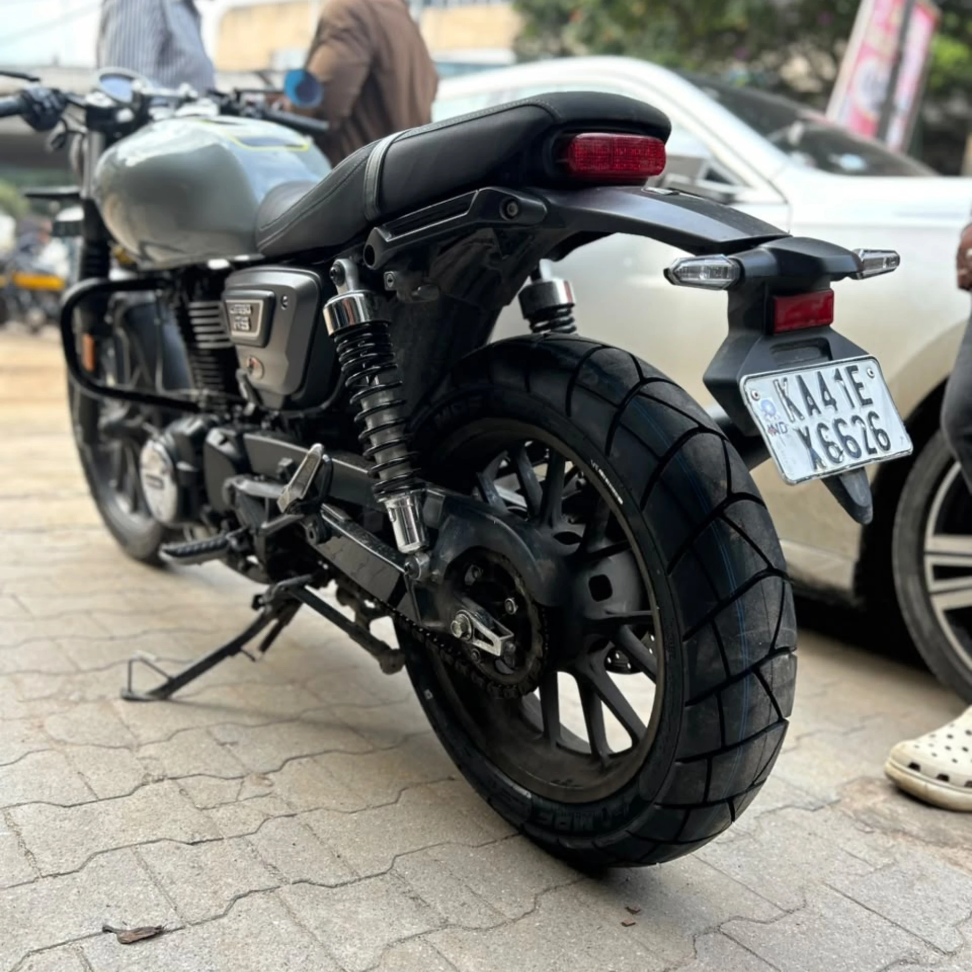 MRF Zapper Kurve 150/70-17 rear tyre fitted on Honda CB350 RS
