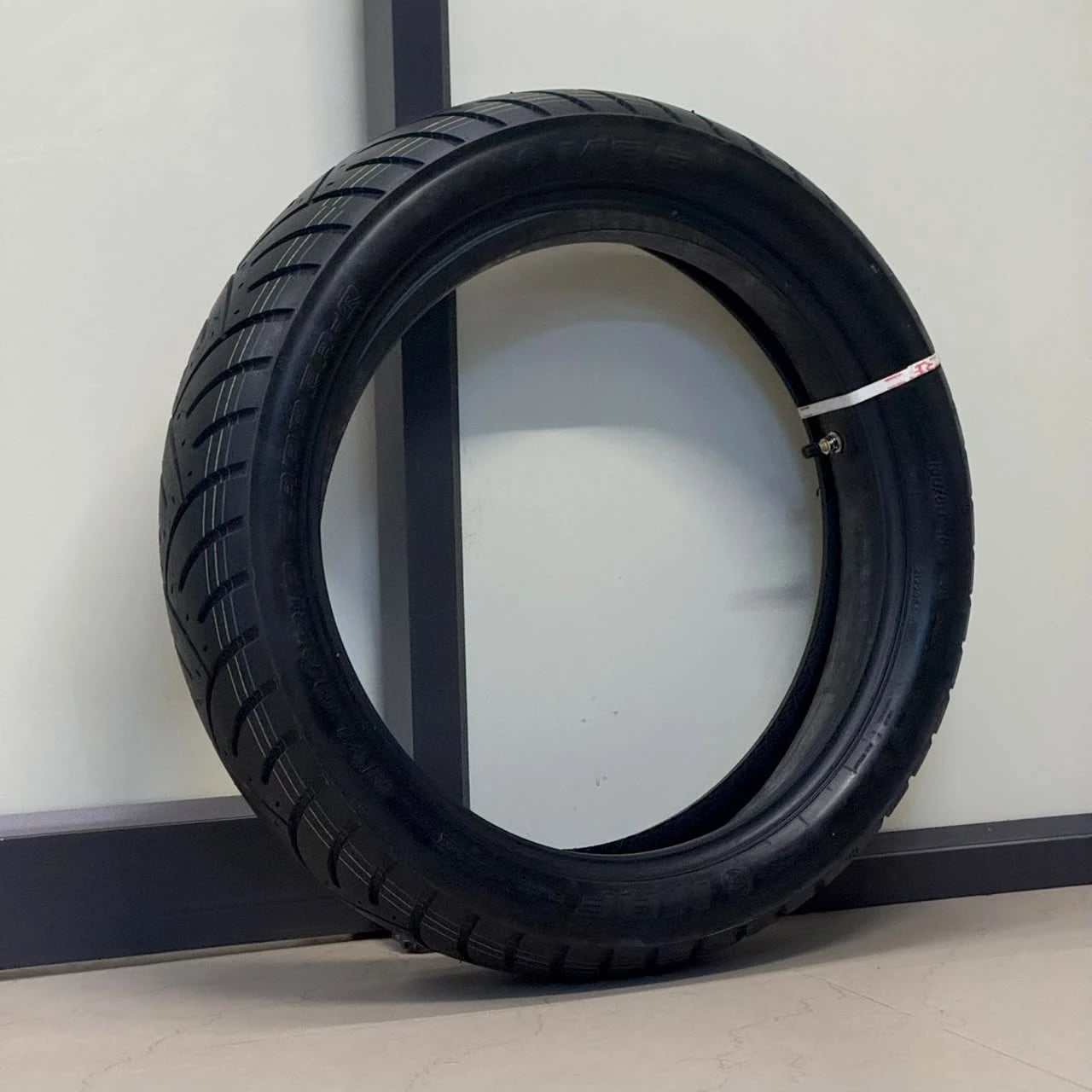 MRF Zapper Q 130/80-18 M/C Rear Tube Tyre image 2