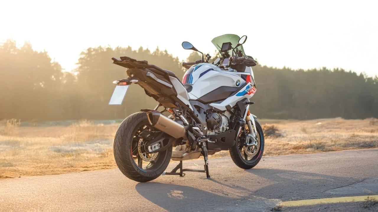 BMW M 1000 XR