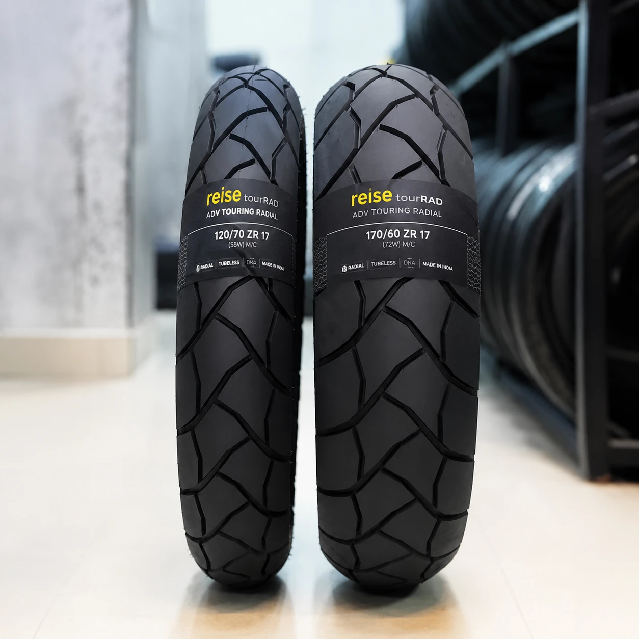 Reise tourRad 100/90R19 57H Front Tubeless Tyre image 4