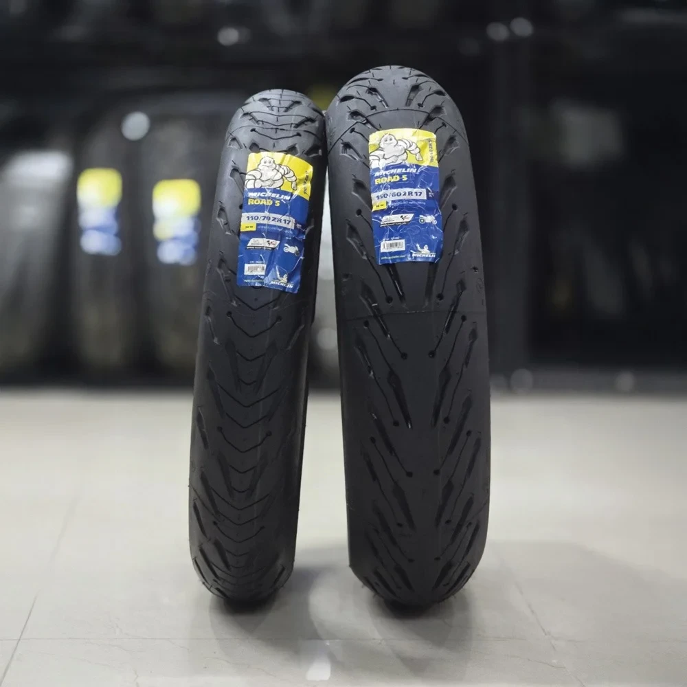 Michelin Road 5 180/55 ZR17 M/C (73W) TL Rear Tyre image 4