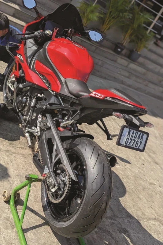 Pirelli Diablo Rosso Series installed on Kawasaki Z900 fitment 1