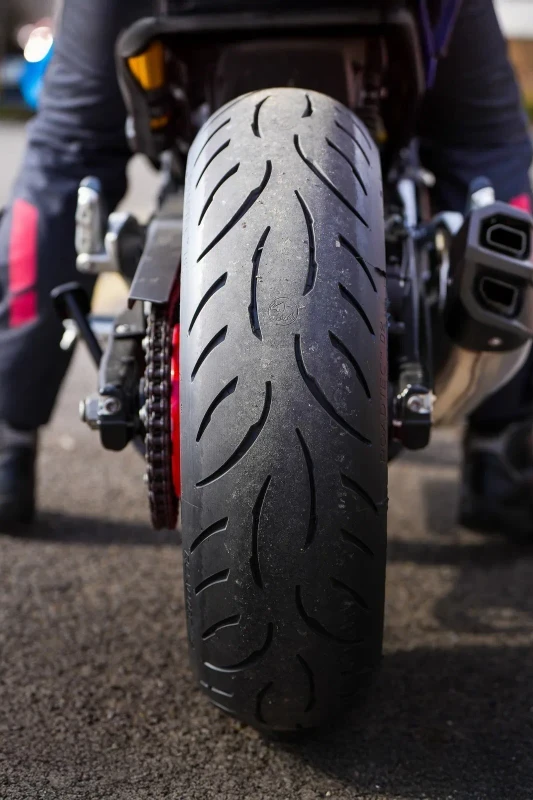 Metzeler Roadtec 02 fitment 2