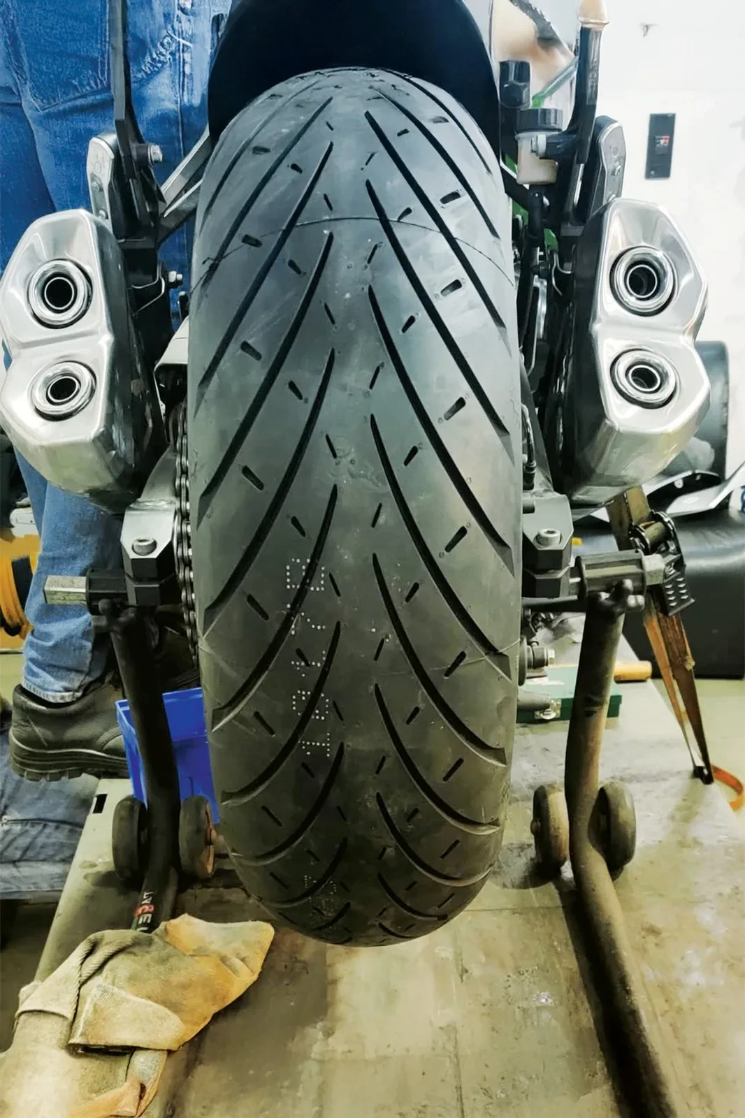 Metzeler Roadtec 01 fitment 4