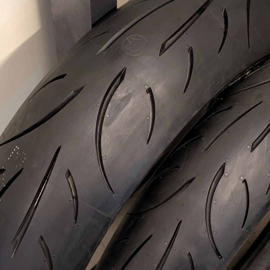 Metzeler Sportec M9 RR - Image 3