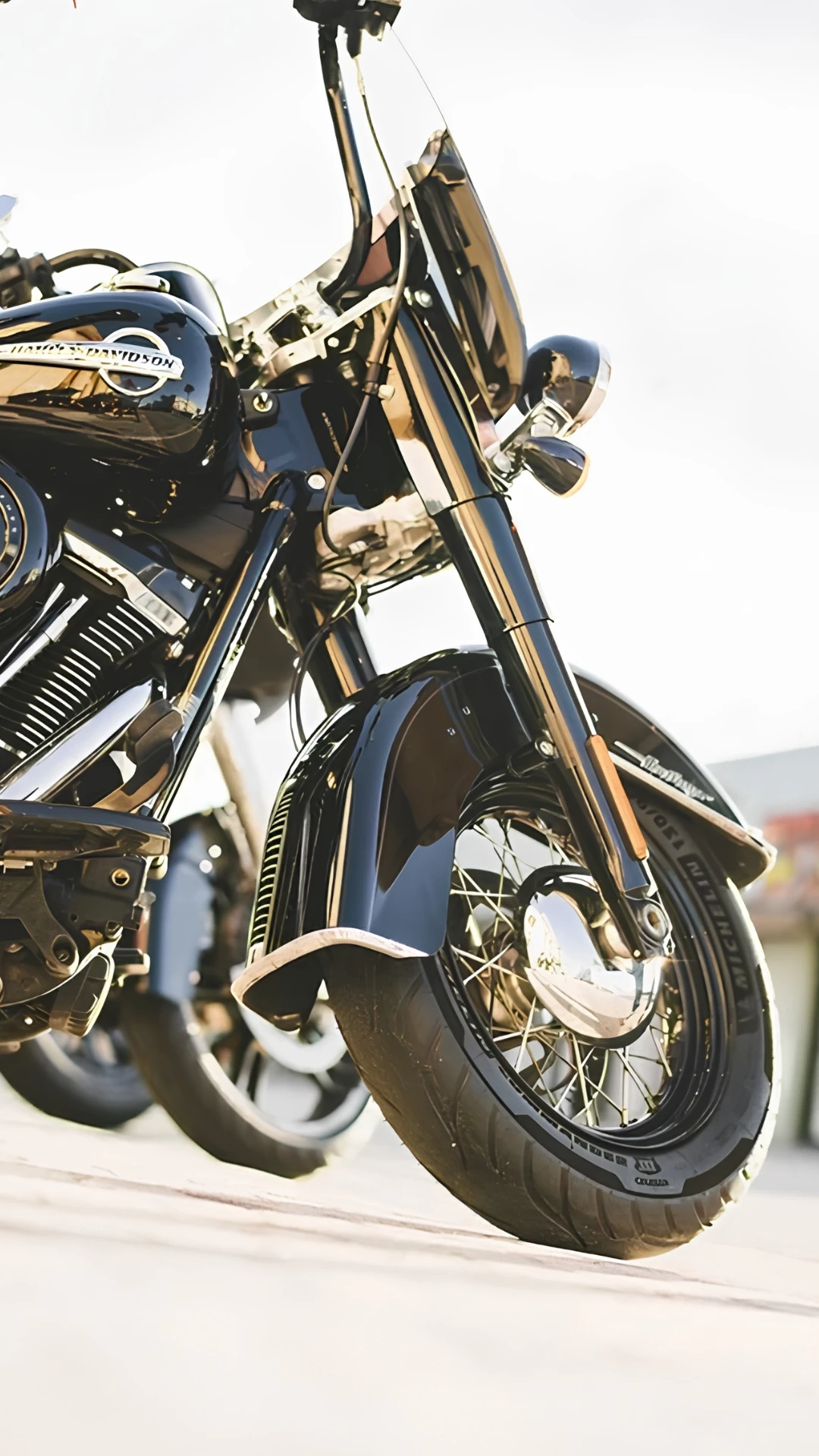 michelin-commander-iii-cruiser-fitment1 Michelin Commander III Cruiser front tyre fitted on a cruiser motorcycle