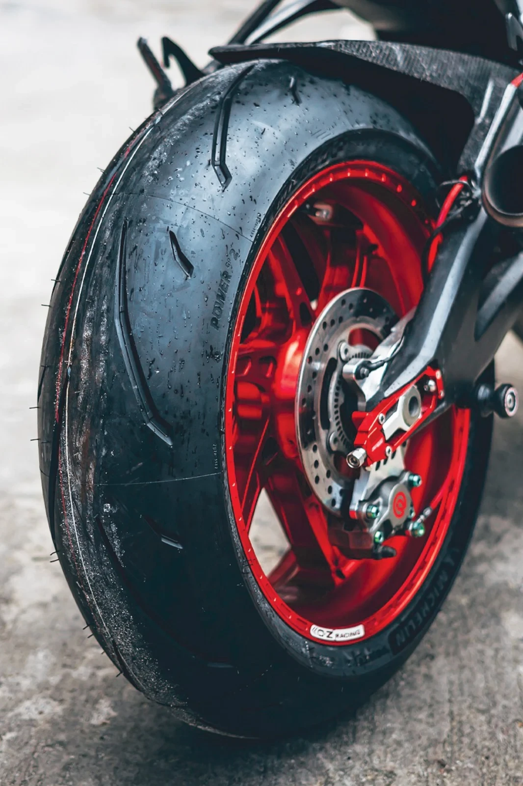 Michelin Power GP 2 fitment 4