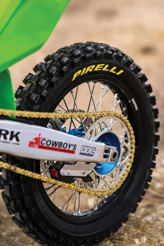 pirelli-scorpion-mx32-mid-soft-realfitted3 Close-up of Pirelli Scorpion MX32 Mid Soft knobby tyre mounted on a motocross wheel