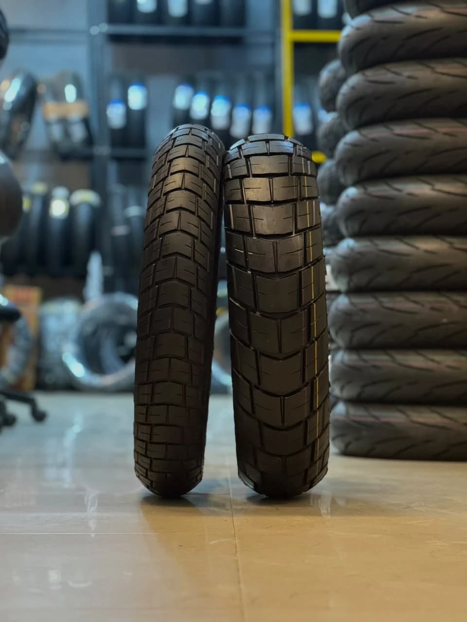 Vredestein Centauro XR 100/90-19 M/C 57H TL-D Front Tyre
