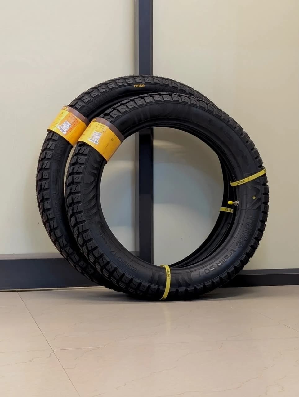 Reise TrailR 120/90-17 M/C 64S TT Rear Tyre
