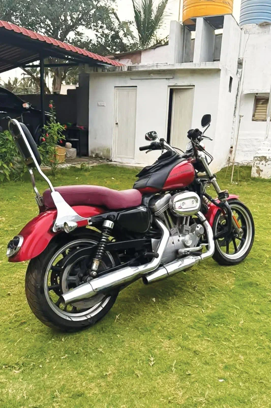 Harley-Davidson SuperLow cruiser motorcycle fitment 4