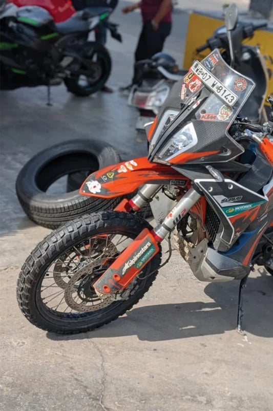 KTM 890 Adventure fitted with premium adventure tyres fitment 1