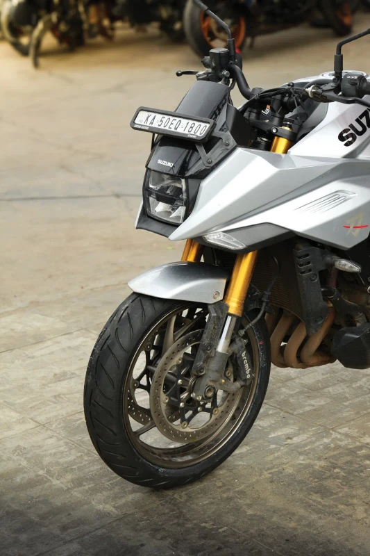 Front tyre of Suzuki Katana fitment 2