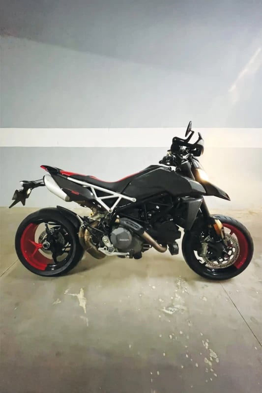 Ducati Hypermotard motorcycle tyres fitment 3