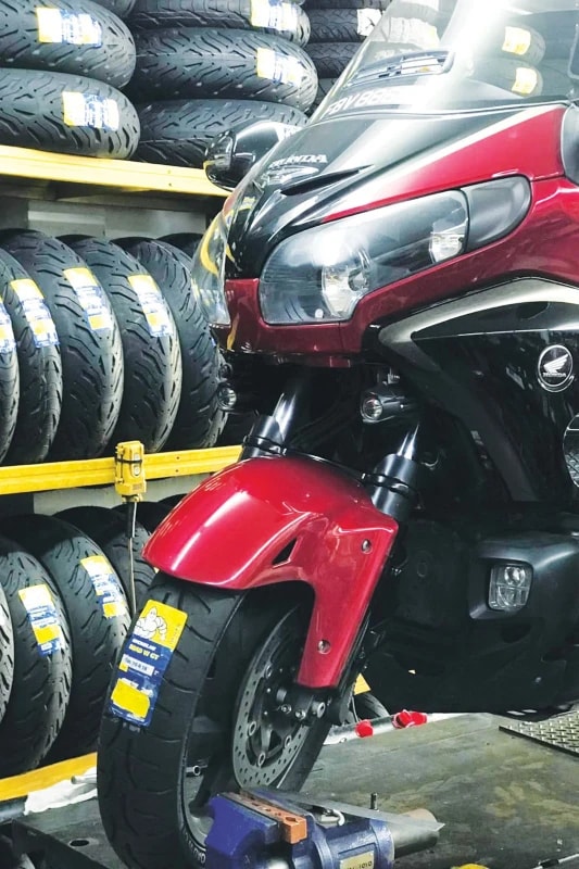 Michelin Road W GT fitment 1