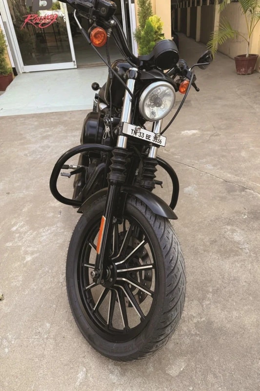 Harley-Davidson Iron 883 fitted with premium cruiser tyres fitment 1
