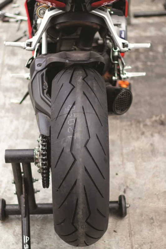 Ducati Panigale V2 performance motorcycle fitment 4