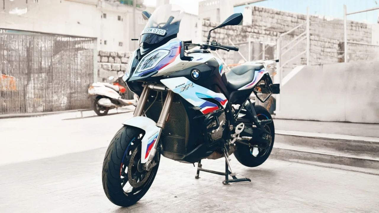 BMW S 1000 XR
