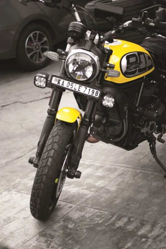 Rear tyre fitment on Ducati Scrambler 800 fitment 3
