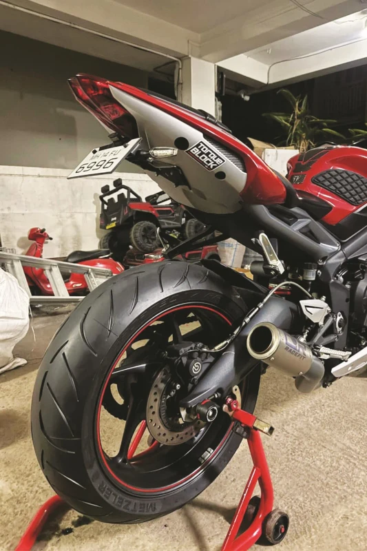 Rear tyre fitment on Triumph Daytona 675 fitment 3