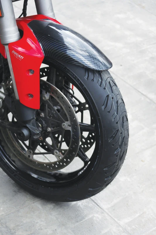Michelin Road 6 GT fitment 4