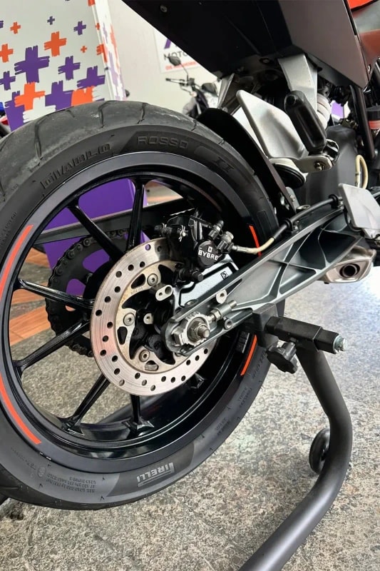 KTM 250 Duke tyre fitment fitment 2