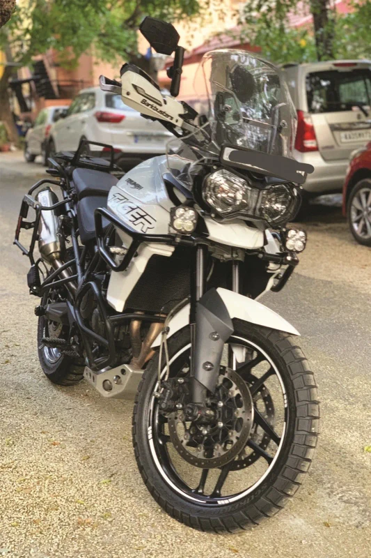 Triumph Tiger 900 GT fitted with motorcycle tyres fitment 1