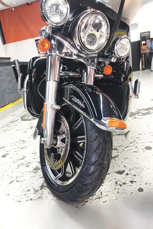Michelin Commander 3 fitment 4