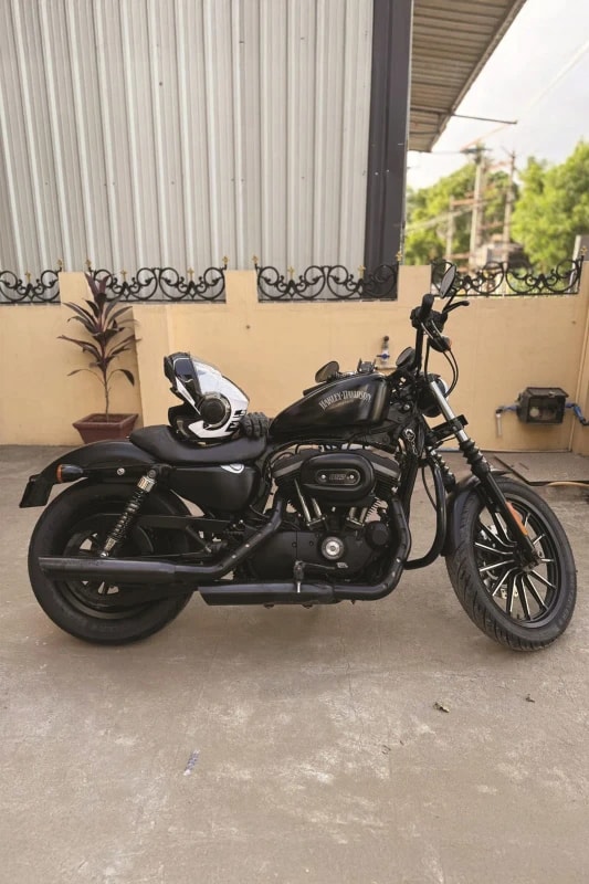 Rear tyre fitment on Harley-Davidson Iron 883 fitment 3