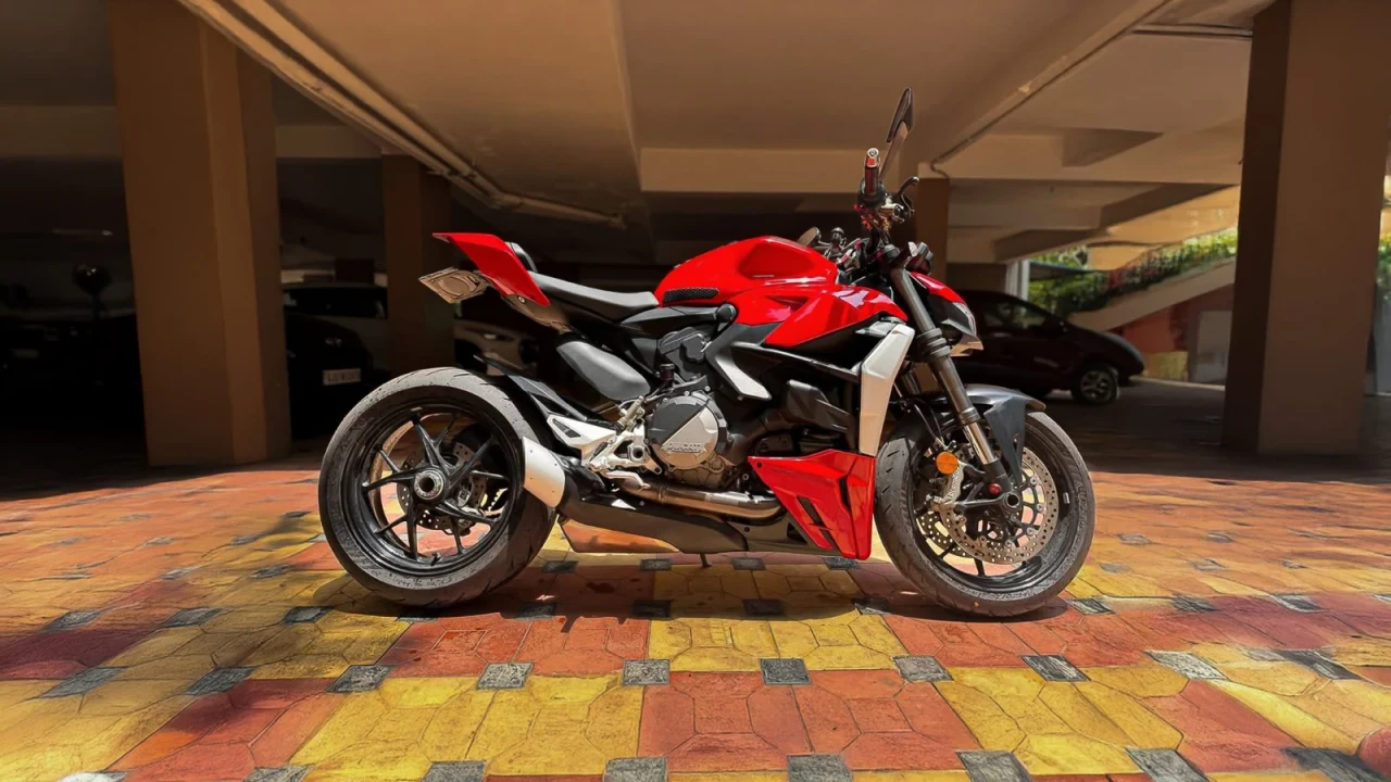 Ducati Streetfighter V4